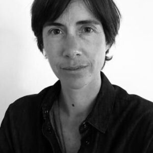 تصویر هنرمند Estefania Larrain