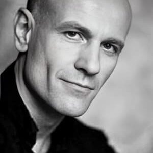 تصویر هنرمند Leonid Timtsunik