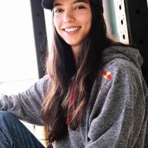 تصویر هنرمند Hazal Nehir