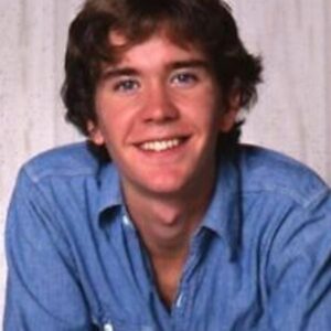 تصویر هنرمند Timothy Hutton
