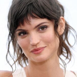 تصویر هنرمند Charlbi Dean