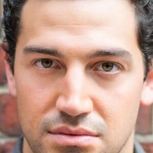 تصویر هنرمند Jared Troilo