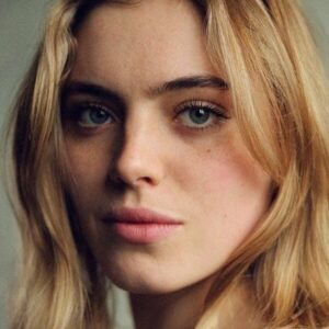 تصویر هنرمند Bella Maclean