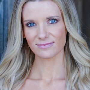 تصویر هنرمند Molly Brady