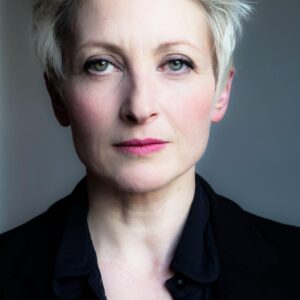 تصویر هنرمند Hermione Gulliford