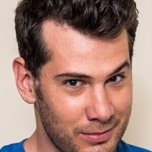 تصویر هنرمند Steven Crowder