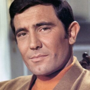 تصویر هنرمند George Lazenby