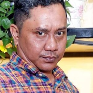 تصویر هنرمند Totos Rasiti