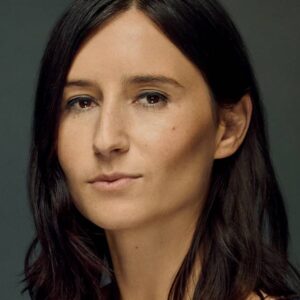 تصویر هنرمند Chloe Domont