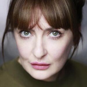 تصویر هنرمند Kathy Kiera Clarke