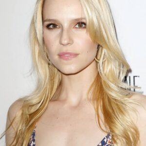 تصویر هنرمند Gia Crovatin