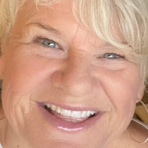 تصویر هنرمند Kathryn Haggis