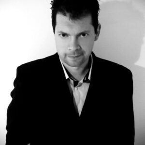 تصویر هنرمند Valerio Zanoli