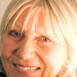 تصویر هنرمند Lia Beldam