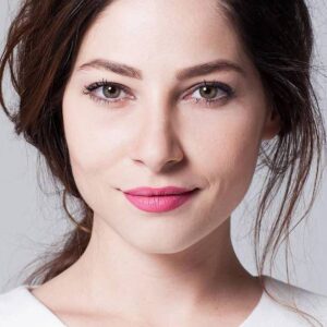 تصویر هنرمند Berna Üçkaleler