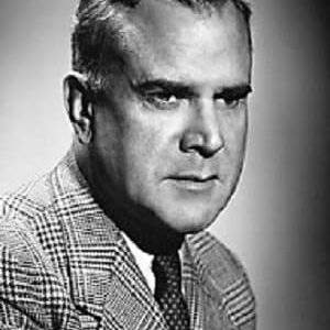 تصویر هنرمند Esmond Knight