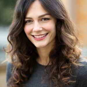 تصویر هنرمند Lora Hristova