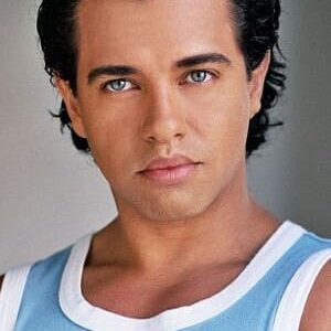 تصویر هنرمند Alfonso Quijada