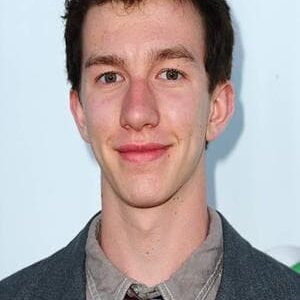 تصویر هنرمند Joshua Logan Moore