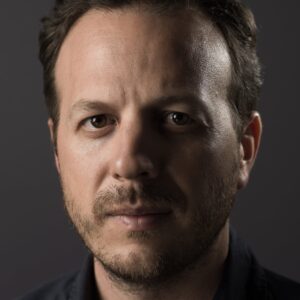 تصویر هنرمند Amat Escalante