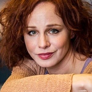 تصویر هنرمند Eszter Ónodi