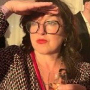 تصویر هنرمند Liz Lewin