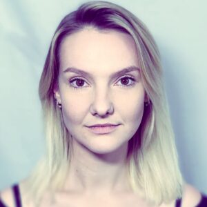 تصویر هنرمند Chloe Badham