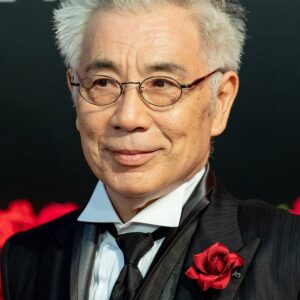 تصویر هنرمند Issey Ogata