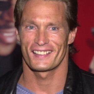 تصویر هنرمند Brett Harrelson