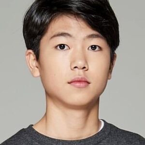 تصویر هنرمند Uhm Ji-sung