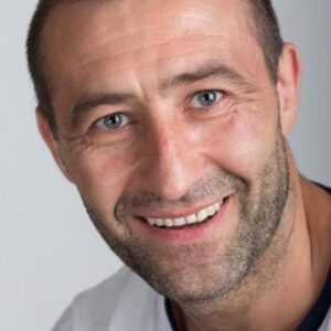 تصویر هنرمند Slavi Slavov