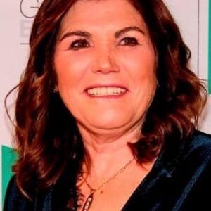 تصویر هنرمند Dolores Aveiro