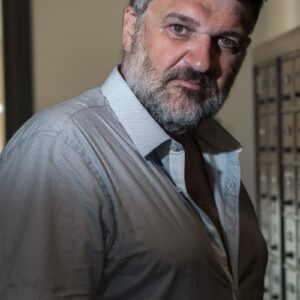 تصویر هنرمند Ion Arretxe