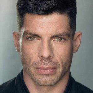 تصویر هنرمند Ronan Summers