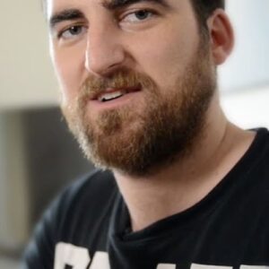 تصویر هنرمند Lee Hardcastle