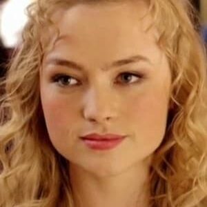 تصویر هنرمند Kyra Sophia Kahre