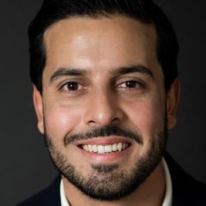 تصویر هنرمند Poyan Karimi