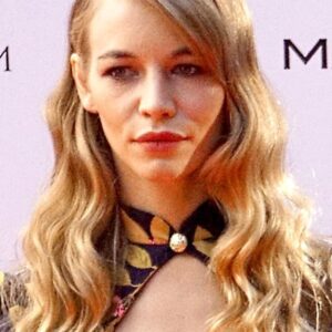 تصویر هنرمند Svetlana Ustinova