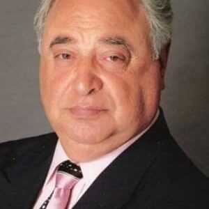 تصویر هنرمند Anthony Russell