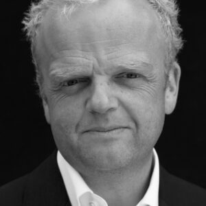 تصویر هنرمند Toby Jones