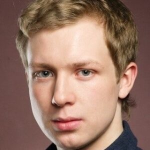 تصویر هنرمند Denis Paramonov