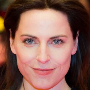 تصویر هنرمند Antje Traue