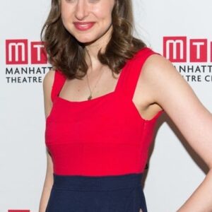 تصویر هنرمند Lauren Blumenfeld