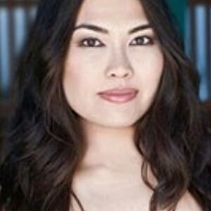 تصویر هنرمند Rhoslynne Bugay