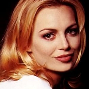 تصویر هنرمند Kylie Travis