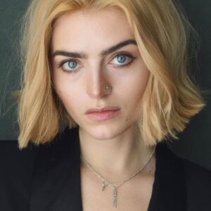 تصویر هنرمند Tara Lee