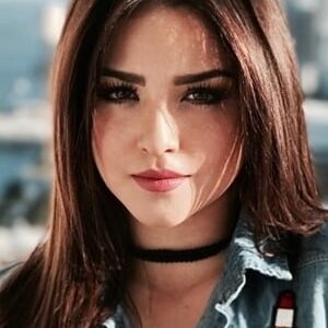 تصویر هنرمند Geraldine Galvan