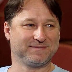 تصویر هنرمند Alexey Aygi