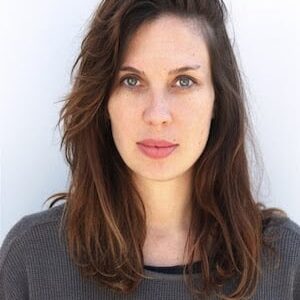 تصویر هنرمند Chloé Catrin