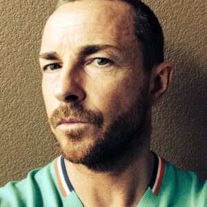 تصویر هنرمند Luke Kearney